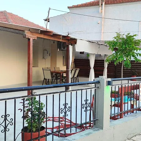 Aphrodite's House סקאלה סוטירוס