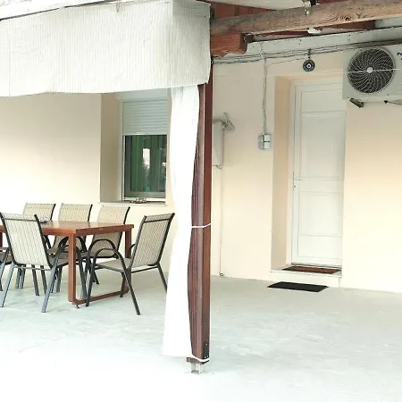 Aphrodite's House סקאלה סוטירוס