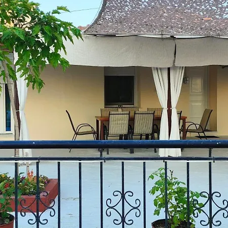 Aphrodite's House * Skala Sotiros