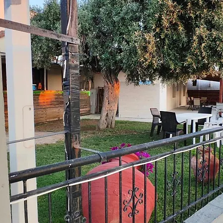 Aphrodite's House Villa *