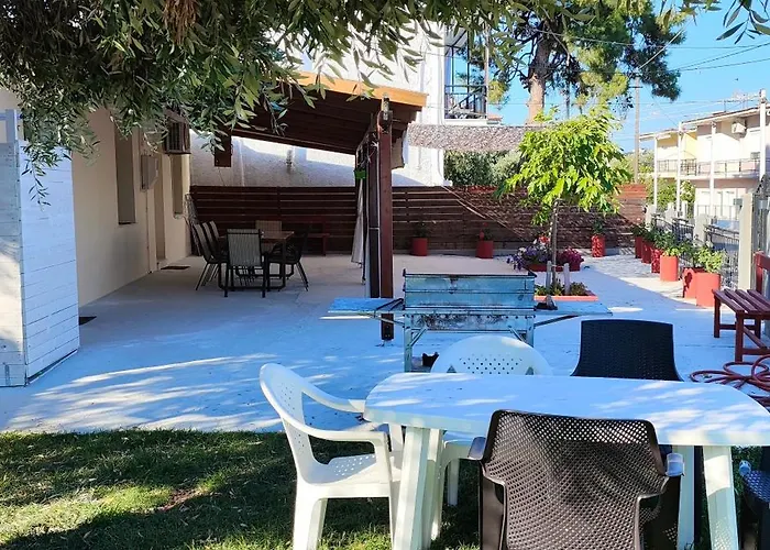 Aphrodite's House Villa *