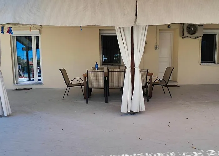 Aphrodite's House * Skala Sotiros